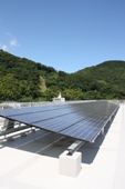太陽光発電設備（河津町立南小学校）